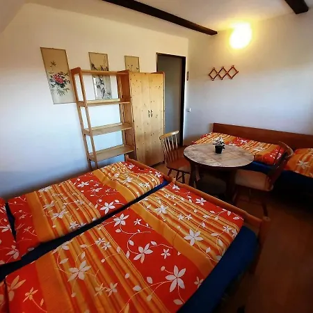 Homestay Pod Lipou